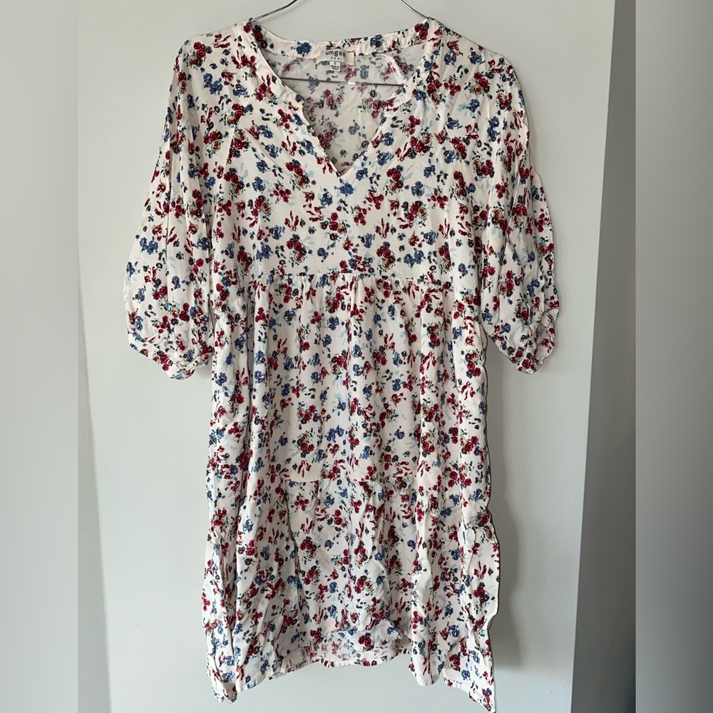 Umgee size small white floral dress 3/4 length sleeve